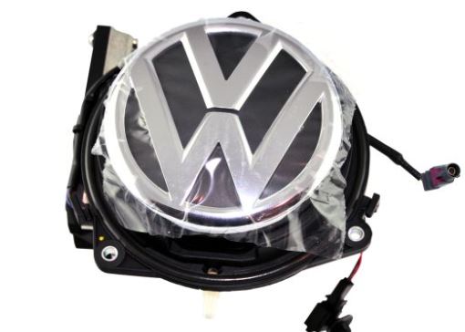 VW Golf 6 badge camera
